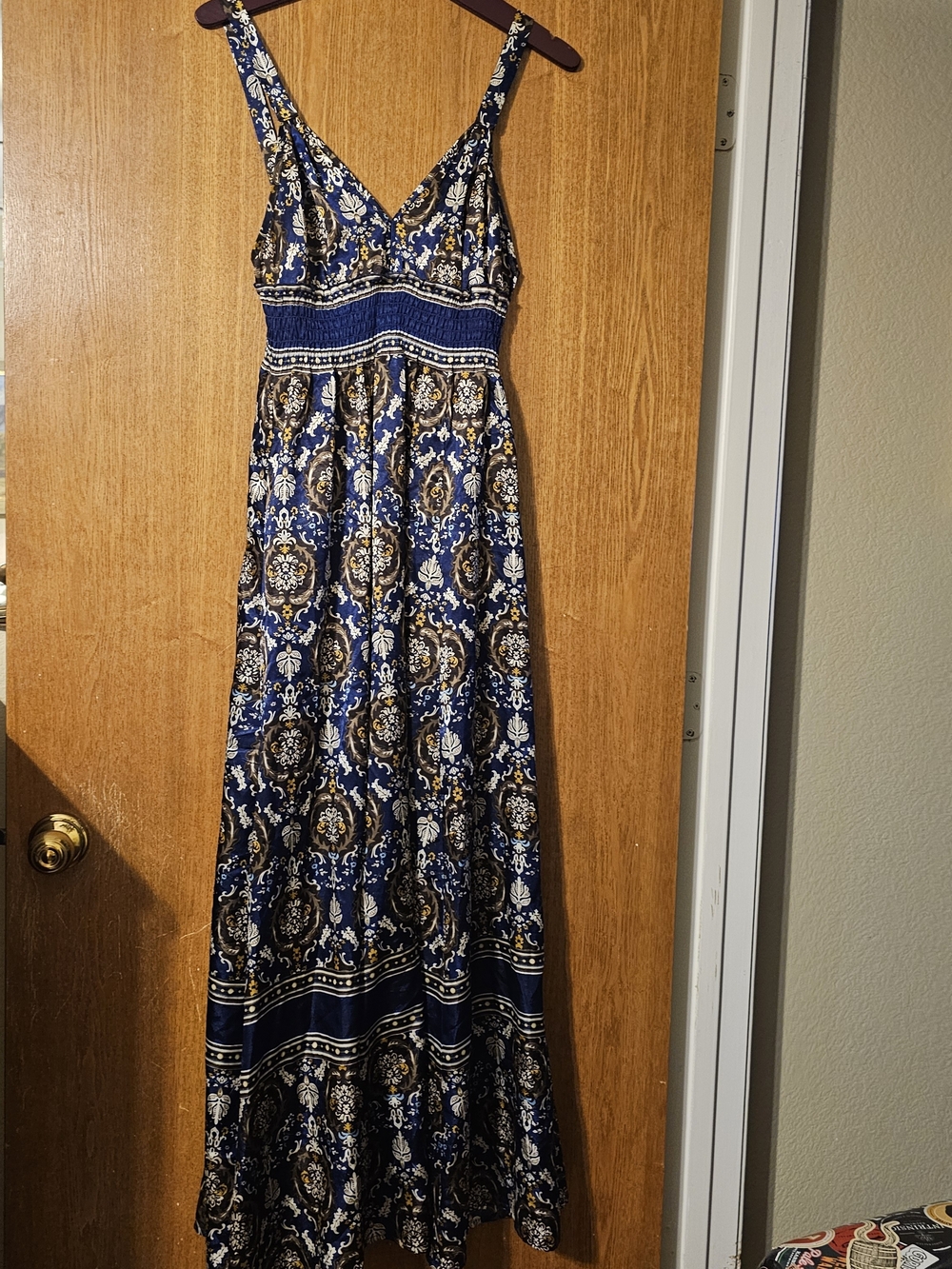 Floral Maxi Sundess with Smocked Waist